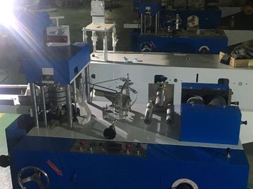 kwaliteit  Dinner  Napkin Manufacturing Machine 1/8 Folded 1 Year Warranty fabriek