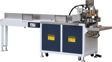 De gezichtsmachine van de Papieren zakdoekjeverpakking, Papieren zakdoekjeknipsel en Verpakkingsmachine