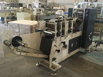 De automatische Machine van de het Weefselverpakking van Hankerchief of van de Zak omvatte het Stapelen van Systeem
