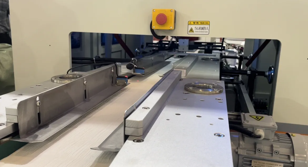Z/N Fold handdoekmachine met lijm laminatie Keuken handdoek Rewinder 5